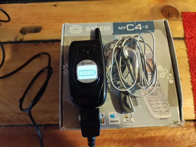 Sagem My c4-2 En Boîte Avec Chargeur Et Ecouteur