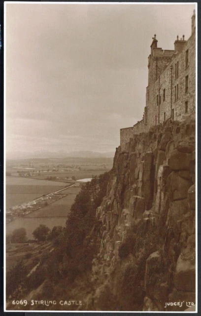 Stirling Castle, Stirling. Vintage Real Photo Postcard. Free UK p&p