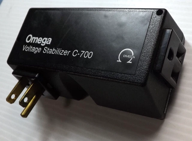 Estabilizador de voltaje OMEGA #C-700 funciona bien ~ Equipo de fotografía vintage de cuarto oscuro.