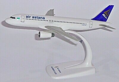 ADRIA Airways Airbus A320 Scala 1:200 Aereo Modello Modellino Da Collezione 