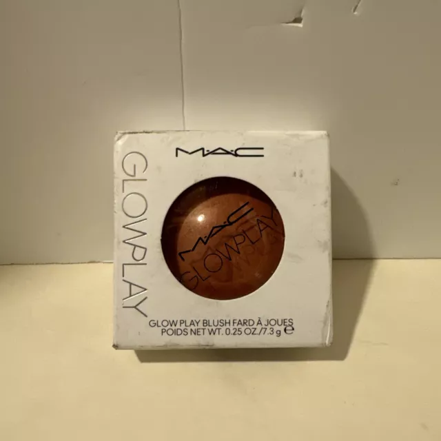 MAC GLOW PLAY BLUSH ~ GRAND ~ 0.25oz / 7.3g - Full Size - New w/ Box