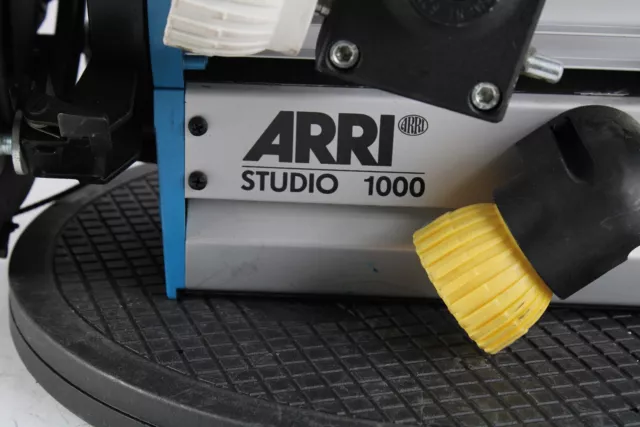 Arri Studio 1000 Foco Con Establo Puertas, Gel Soporte, Matthews Brazo / C-Clamp 3