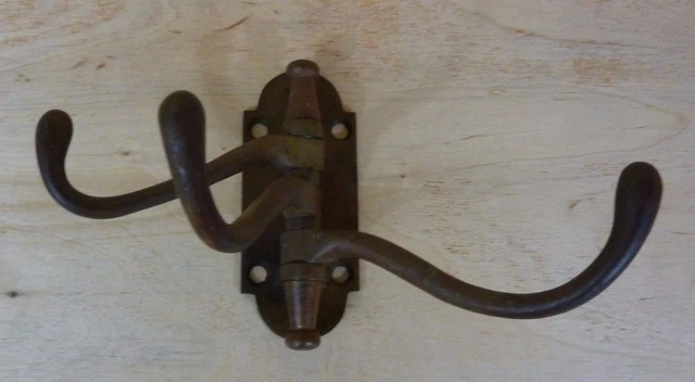 ADAMS & WESTLAKE Chicago Phila USA Antique Brass Swivel 3 Hook Bracket Hanger 2