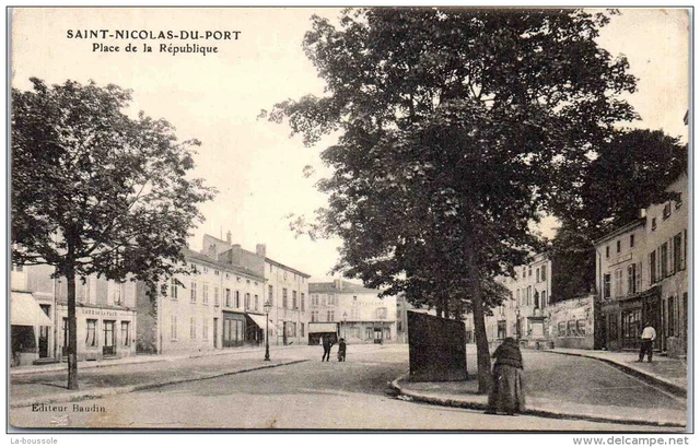 54 SAINT NICOLAS DE PORT - place de la republique