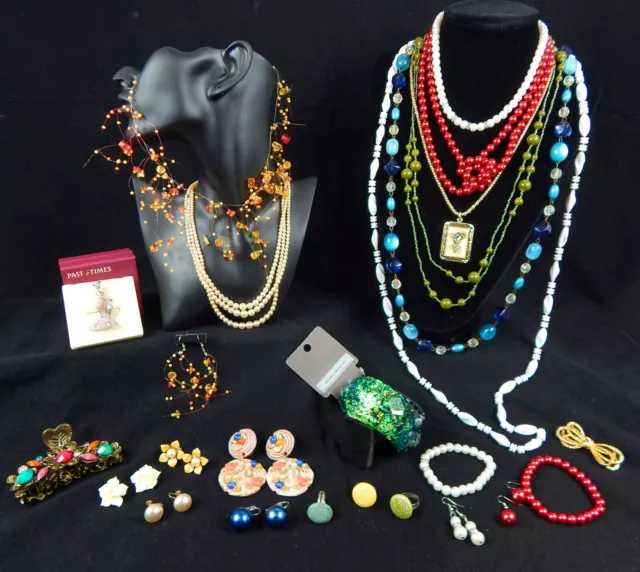 Stunning Costume Jewellery Job Lot: Vintage and Modern Mixed Jewelery Bundle