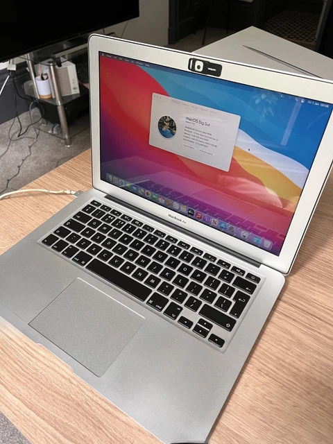 MacBook Air 13 2015 i5 1,6GHZ 120go 4 go Ram avec boîte chargeur neuf