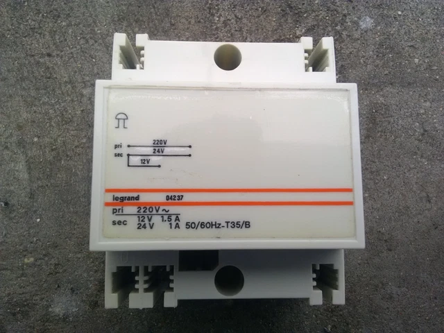 Transformateur pour circuit imprimé, Vin V c.a., Vout 2 x 12V c.a., 2