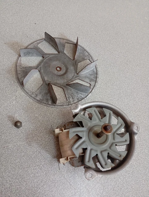 Moteur ventilateur d'origine 795210545 795210545 Four, cuisinière SMEG