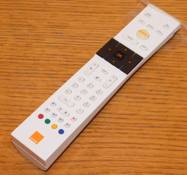 Télécommande Orange Officielle Pour Décodeur TV - Blanche, Occasion, Fonctionne Très Bien, Portée 5-10m