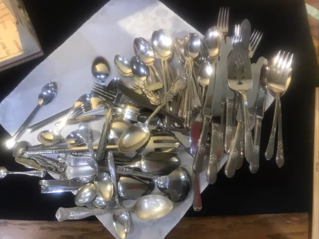 9 lbs Silver Plate Silverware Mixed Flatware Knives Forks Spoon Serving Pieces