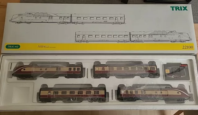 Trix Spur H0 22100 BR VT 11.5 Dieseltriebzug 4-teilig "TEE" in OVP