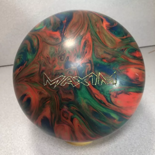 Vintage Ebonite Maxim Bowling Ball 10 lb 2.2oz Tie Dye / Rainbow Swirl pattern