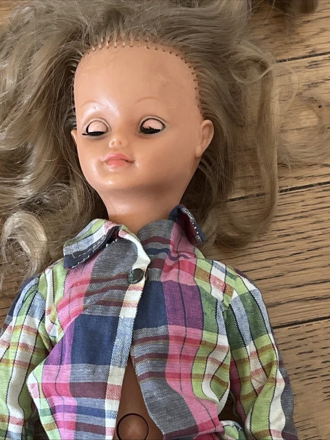 POUPÉE CATHIE BELLA blonde , tenue La Baule , 1980 EUR 30,00 - FR