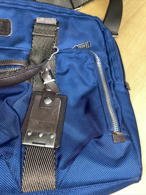 tumi alpha bravo 3