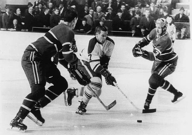 1960S CANADIAN TIM Horton Of The Toronto Maple Leafs 2 Ice Hockey Old ...