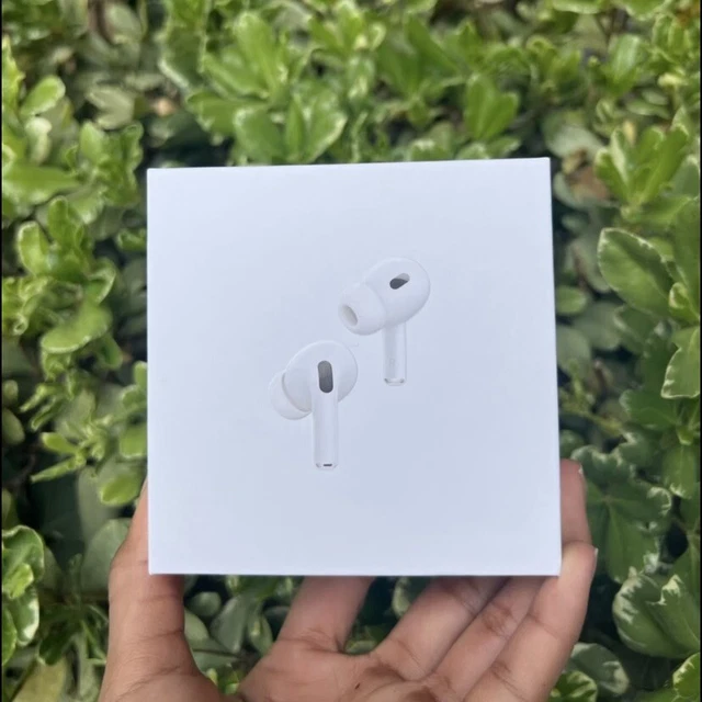 APPLE AIRPODS PRO 2nd Generation with MagSafe Wireless Charging Case