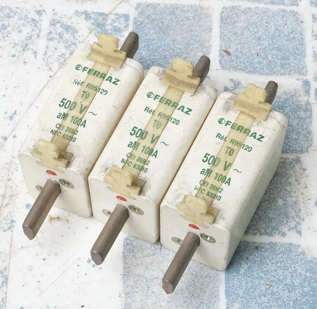 3x Ferraz Mersen R95120 cartouche à couteaux T0 100A aM 500V. Lot de 3