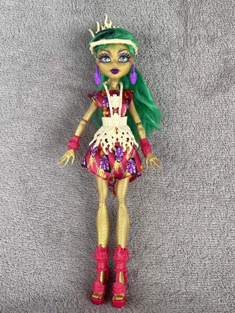 Monster High Ghouls Getaway Jinafire Long Doll