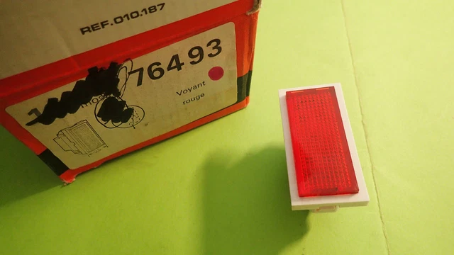 Voyant Rouge Legrand Mosaic 50 - Sans Lampe, Ancien Modèle, Neuf Pour Installation électrique