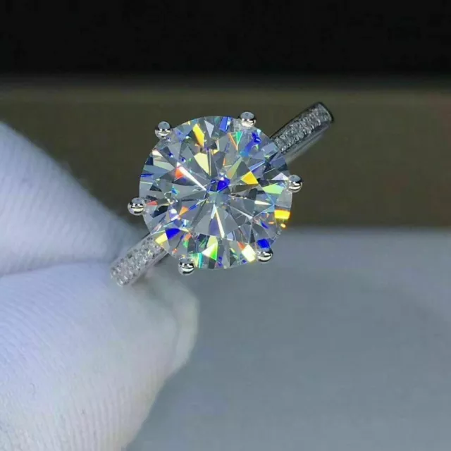 3 CT Brillant Cut Moissanite Avec Accents Bague de Fiançailles Solide Or...