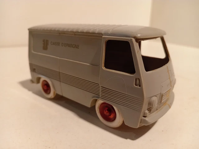 Bourbon France Peugeot J7 CJN Rodez motorisé RARE 11 cm