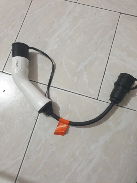 EV + Câble de Charge - Chargeur pour Voiture Electrique Type 2