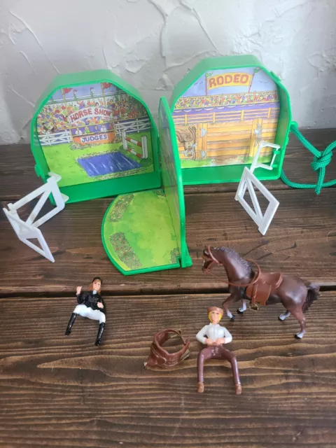 VERY Rare  Grand Champions Horse Show Rodeo Playset Compact/Used