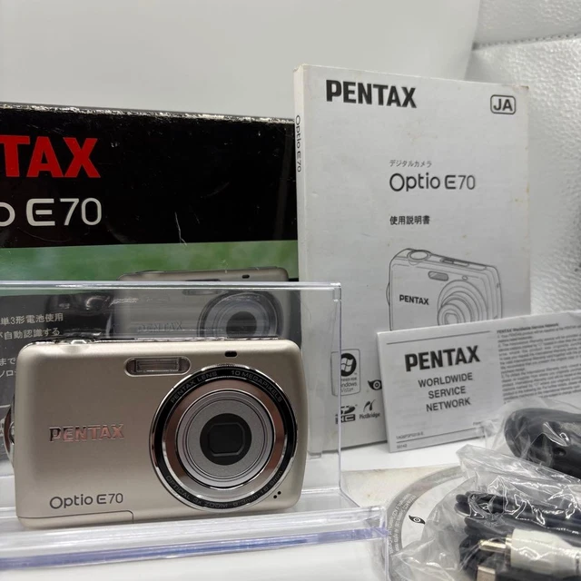 PENTAX OPTIO E70 Compact Digital Camera with Box AA Battery