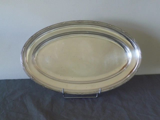 Plat De Service Ovale Avec Couvercle - Métal Argenté - Décor Perlé - Vintage