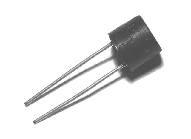 2 x Fusible mini TR5 temporise 4A                                         FMTT4A
