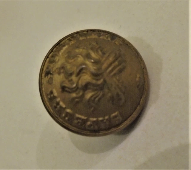 Ancien bouton laiton doré  " SAPEURS  POMPIERS  ed : w & w PARIS  D 16 mm N°14