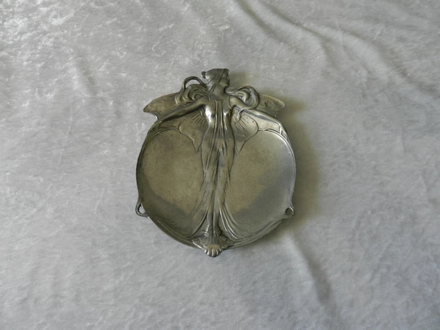 jolie vide poche en étain style Art Nouveau Femme / Elf  ou Fée