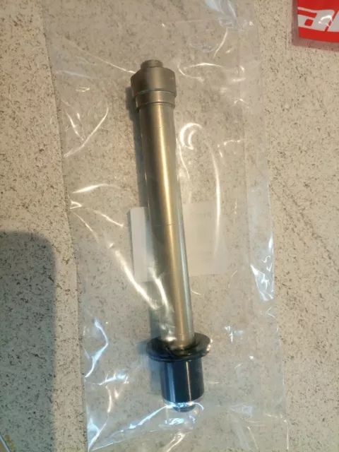 10x135 qr best sale axle