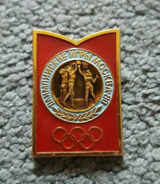 Vintage Pin Badge // Olympic Games Moscow 1980 // Basketball/ W