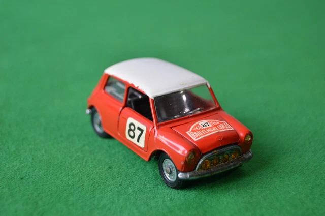 Mebetoys Mattel A-61 Mini Minor Con Sci with Skis metallic blue 1/43