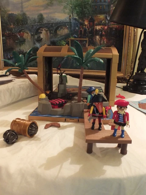 Playmobil - 4432 - Coffre Au Tresor Des Pirates Perriers-la