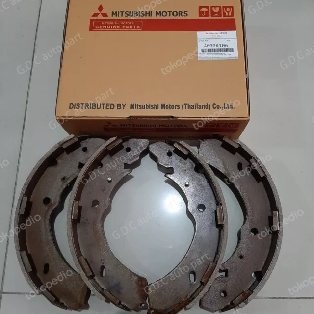 MITSUBISHI Juego de frenos Zapata Mitsubishi FÜR L200 BRAKE 4600A106 OEM...