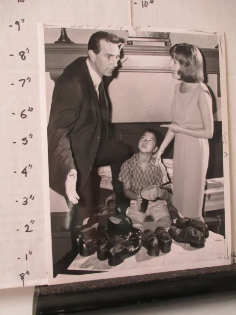 NBC TV show photo 1964 KENTUCKY JONES Dennis Weaver Rickey Dee Marlyn Mason shoe