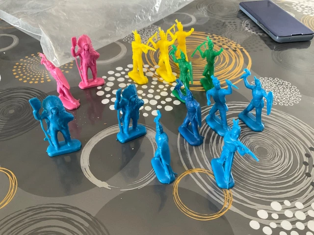 Lot De 24 Figurines Jésus Miniatures – Décoration Pâques, œufs De Pâques, école Du Dimanche – 6 Couleurs