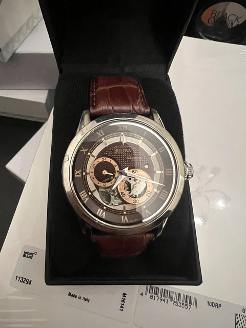 Bulova men's 96a120 top