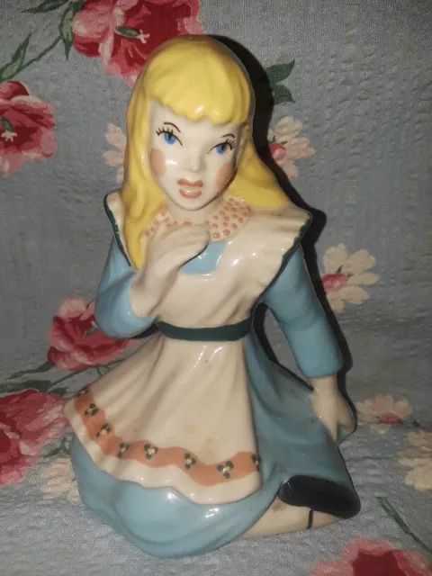 Vtg  RARE SITTING Alice In Wonderland Figurine Ceramic Arts Studio USA A+++