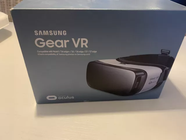 Samsung Gear VR Brille - Frost White (SM-R322NZWADBT)