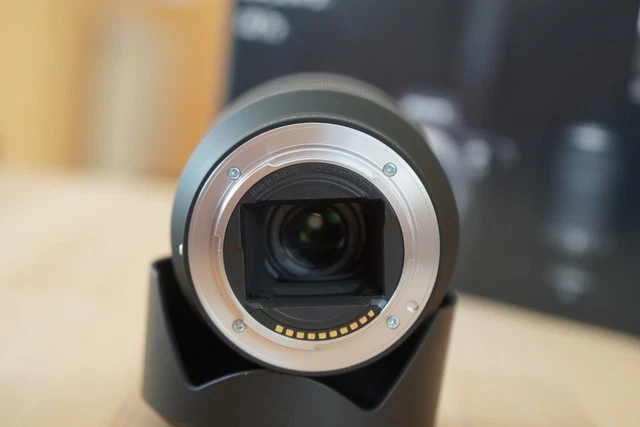Sony Alpha SEL2870 28-70 mm F/3.5-5.6 AF OSS FE Objektiv Vollformat 2