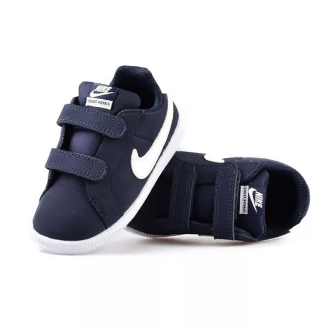 Boys nike on sale court royale