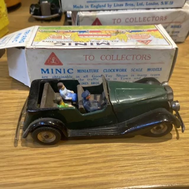 Vintage Tinplate Triang Minic Clockwork Saloon Car