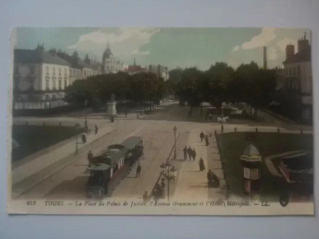 CPA - 37 - TOURS - La Place du Palais de Justice - L'Avenue Grammont et l'Hôtel