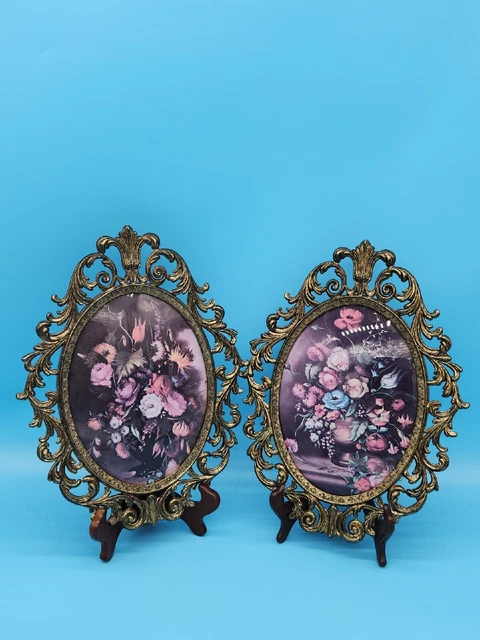 Vtg Victorian Oval Convex Bubble Glass Brass Filigree Pictures Made Italy 1 Pair