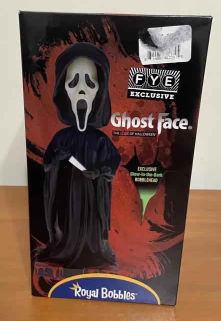 Scream Ghostface Royal Bobbles FYE Exclusive Glow In The Dark Horror Bobblehead