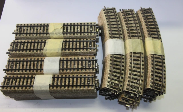 SERIE DI BINARI DRITTI CURVI SCAMBI E INCROCI DISPONIBILI LIMA HORNBY - Foto 4