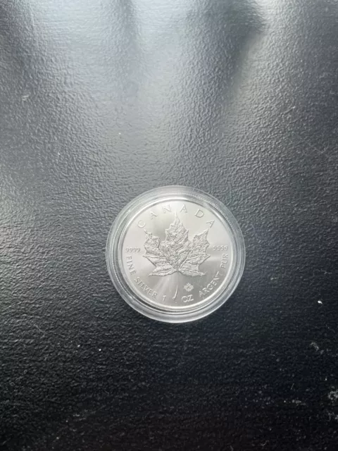 2022 Canadian Fine Silver Maple Leaf 1oz .9999 Bullion Coin.